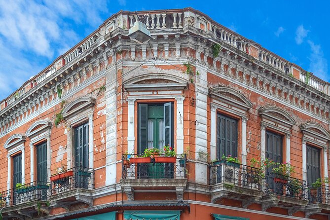 2 hrs. Walking Tour in San Telmo & Market - Santo Domingo and the birth of national identity
