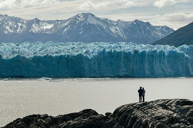 2 Premium Glacier Perito Moreno Adventures: Catamaran & Walkways - The one-hour catamaran view from Brazo Rico
