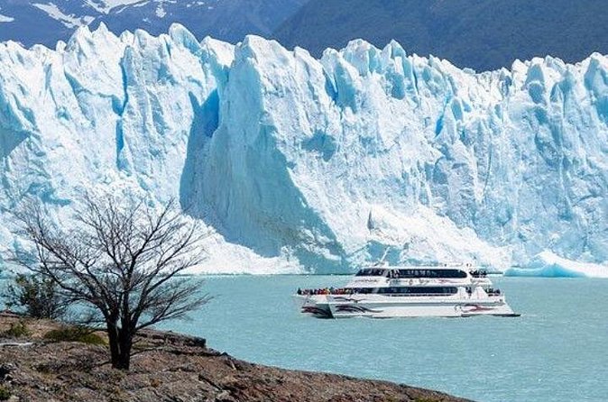 2 Premium Glacier Perito Moreno Adventures: Catamaran & Walkways - What the $135.40 price really covers