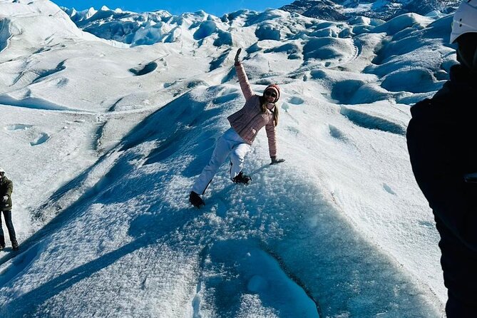 3 days and 2 Nights Best of Calafate from Buenos Aires - Transport, language, and group size