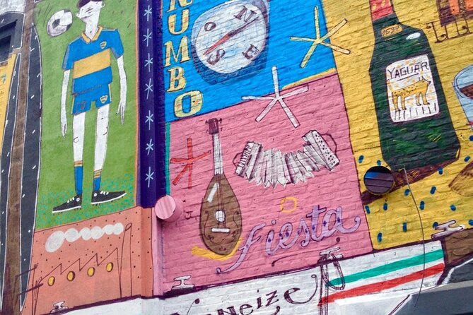 3 hours Private La Boca Street Art Walking Tour - Starting at Parque Lezama and Defensa 1501