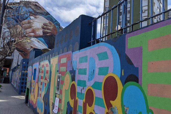 3 hours Private La Boca Street Art Walking Tour - Is $160 per person a fair price?