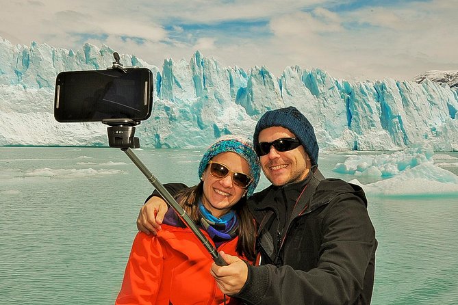 5-Day El Calafate and Torres del Paine - Day two: Perito Moreno Glacier from the water and walkways