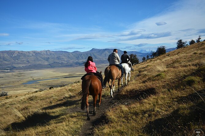 Adventure Horseback Riding on Cerro Frias - From El Calafate to Alice Ranch in 20 minutes