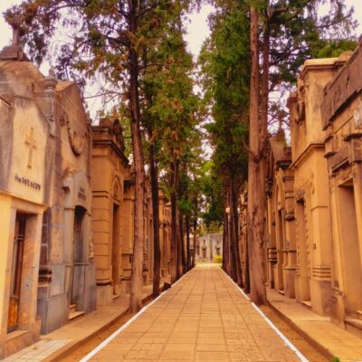 Alberdi Neighborhood: Revolutionary Identities Walking Tour