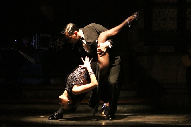 Aljibe Earlier Tango Show Skip the Line Ticket W/Optional Dinner in Buenos Aires - Why the early schedule matters in Buenos Aires