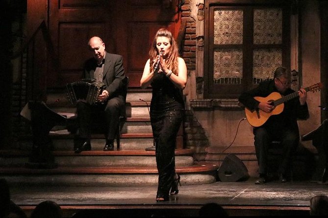 Aljibe Earlier Tango Show Skip the Line Ticket W/Optional Dinner in Buenos Aires - Wine, water, and the real value of the meal
