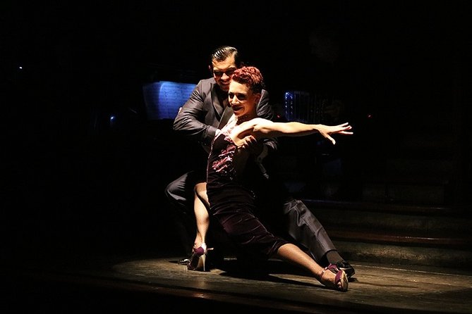Aljibe Tango Show with dinner in Buenos Aires - The 6:30 p.m. hotel pickup