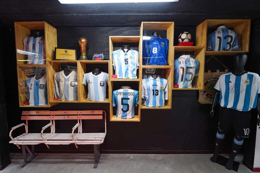 AllMaradona Buenos Aires: Maradona House Museum and Stadium - Who will get the most from this visit?