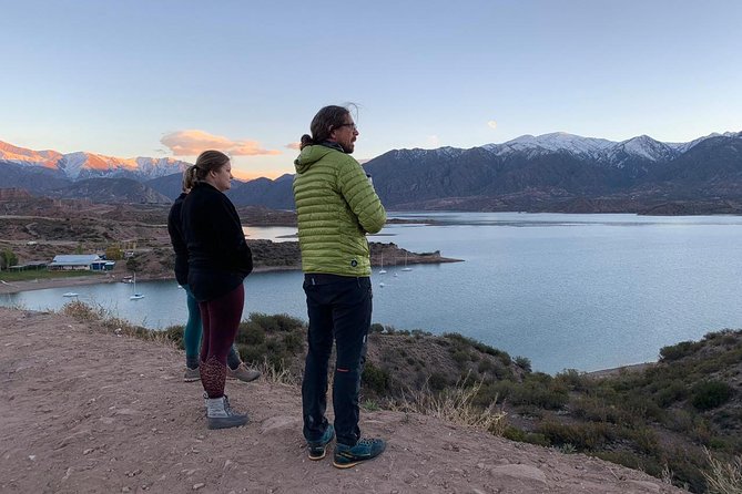 Andes Mountain Tour Circuit Mt Aconcagua - Roadside viewpoints make the transfer worthwhile