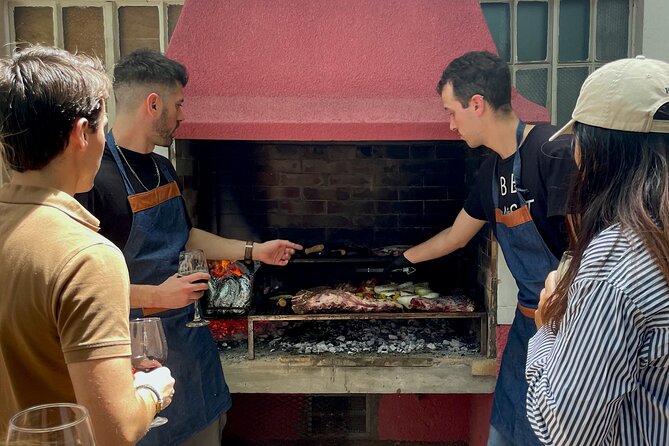 Argentine Barbecue Asado Dinner Experience with Live Music - Arriving at 7:30 pm in Comuna 11