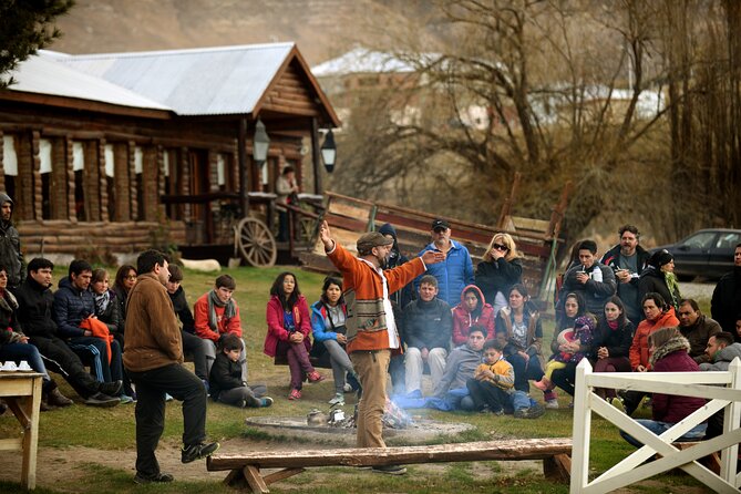 Argentine Dinner with Live Music Folklore -Estancia 25 de Mayo - Timing, transport, and cancellation