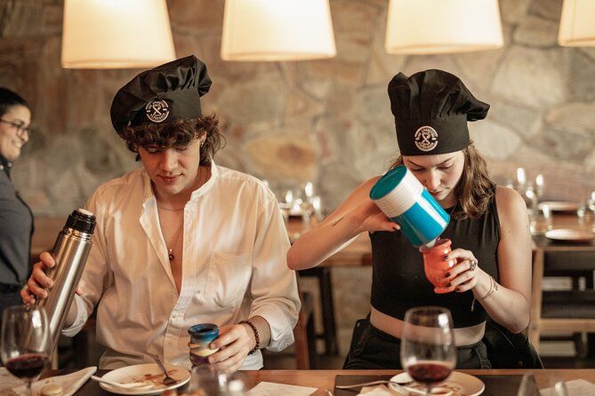 Argentine Experience: Immersive Dinner & Wine Pairing in Iguazú - Why the communal table changes the experience