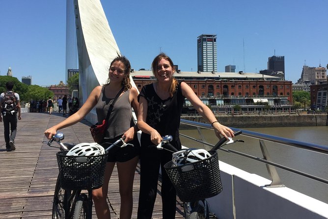Argentine Women Bike Tour - Meeting at Plaza General San Martin