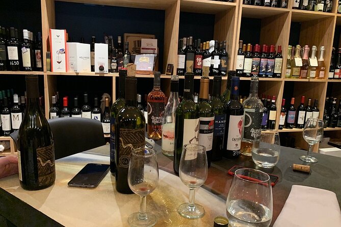 Argentinian Private Premium Wine Tasting Live+Guided Walking tour - Four Argentine wines in one compact evening