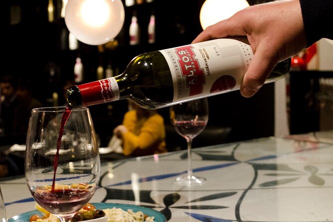 Argentinian Private Premium Wine Tasting Live+Guided Walking tour - A bilingual sommelier and a local guide