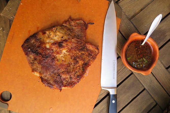 AsadoAdventure and Street Art Tour in Palermo Viejo - Starting at the private home and learning the grill