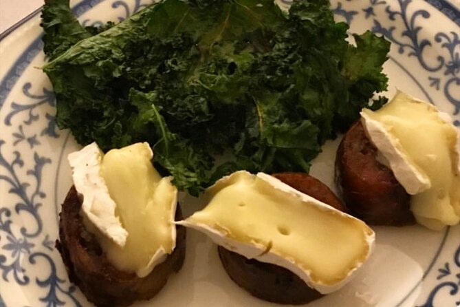 Authentic Argentinian Dinner in a 19th Century Apartment - Beef tenderloin with Argentine wine