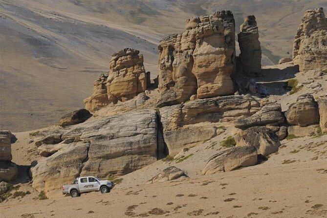 Balconies of Calafate Panoramic views from Huyliche Hill - What the 4x4 ride is really like