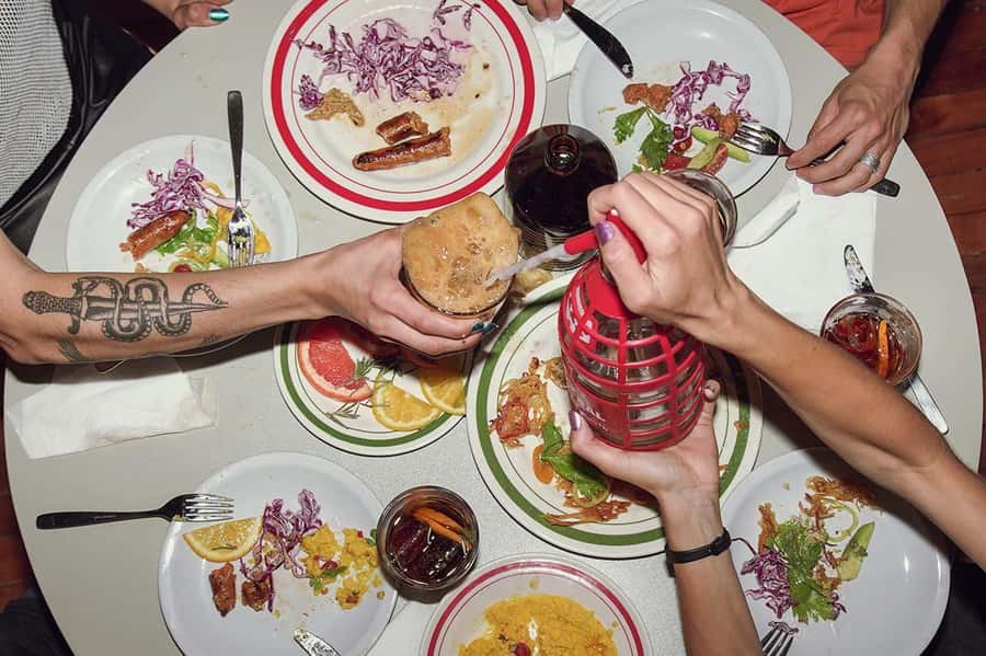 Bar Safari: 4 Best Mendoza’s Bars in 1 night. + Full Dinner - Key points to know before booking