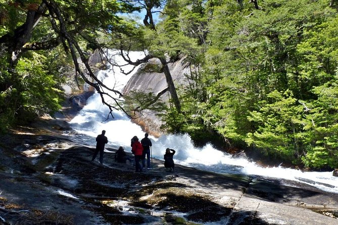 Bariloche: Exploration Brazo Tristeza - Navigation - Cruising the deep blue waters of Nahuel Huapi