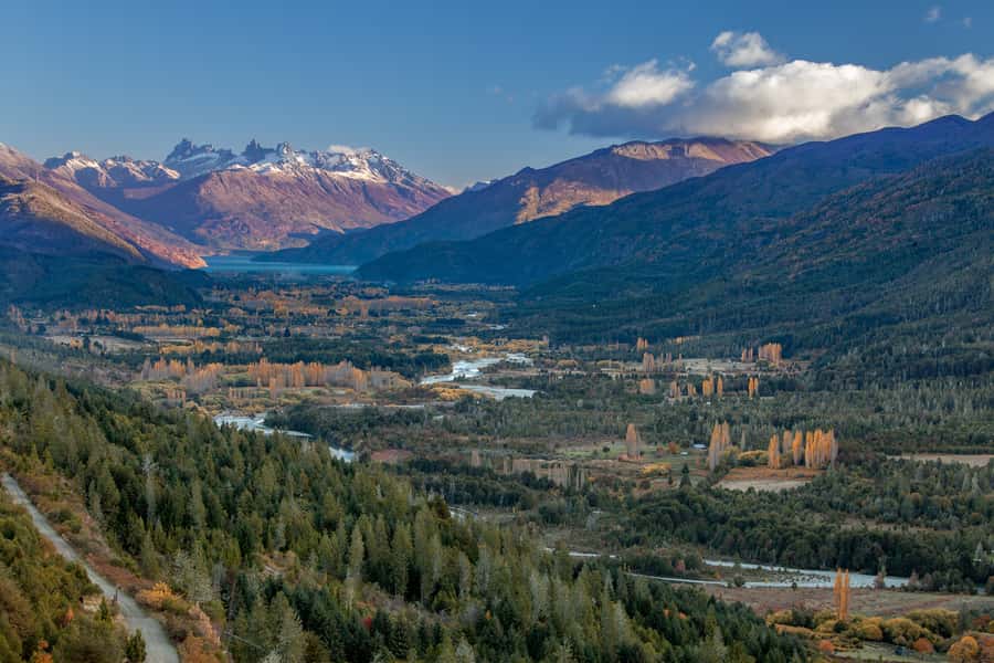 Bariloche: Full-Day El Bolsón and Puelo Lake Tour - What to bring and how to prepare