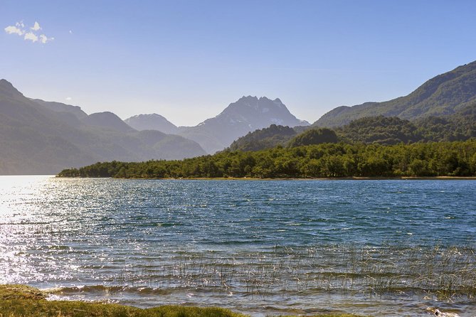 Bariloche San Martin de los Andes and Seven Lakes Road Tour - Lake Correntoso and the shortest river connection