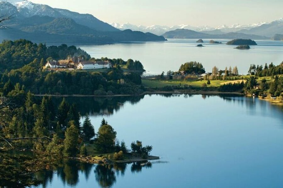 Bariloche: Tour to Circuito Chico + Optional: Arrayanes - The optional route to Isla Victoria and Arrayanes Forest