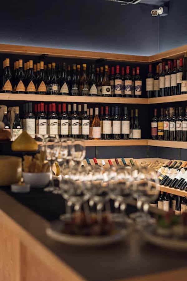 Bariloche: Wine Tasting Winehouse Experience - A Patagonian casserole at the heart of the meal
