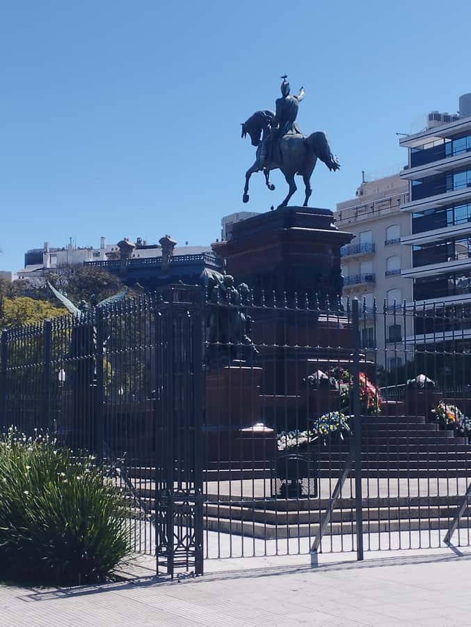 Best of Buenos Aires Private Walking Tour - Timing, weather, and practical comfort