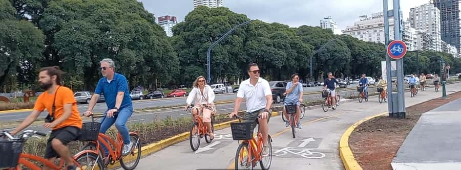Bike Tour: Buenos Aires to the North - Palermo, Rosedal, and Palermo Chico