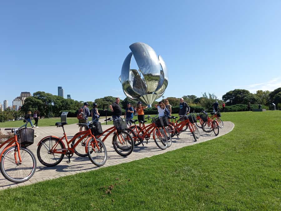 Bike Tour: Buenos Aires to the North - Fine arts, the National Library, and the Malvinas memorial
