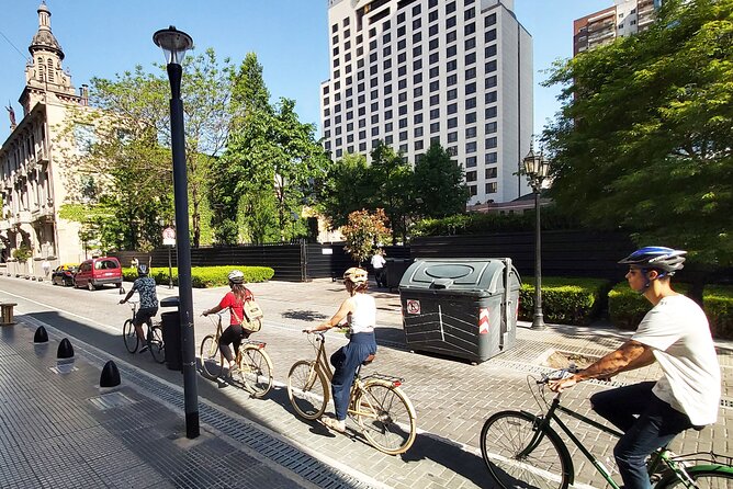 Bike tour the city center and Puerto Madero, mate included - Teatro Colón and the Supreme Court