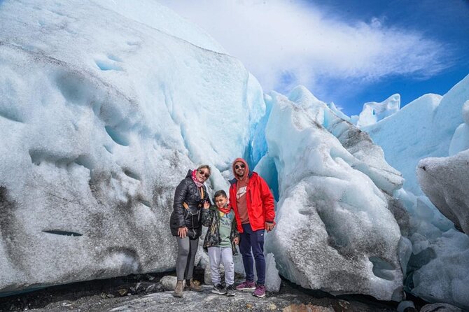 Blue Safari Experience: Hiking and Navigation on Glaciers - What the $330 Perito Moreno day actually gives you
