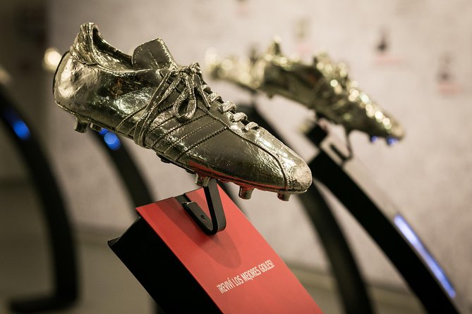 Boca Juniors and River Plate Stadium Tour + TOP Museum. - La Bombonera: Boca’s museum and a limited stadium visit
