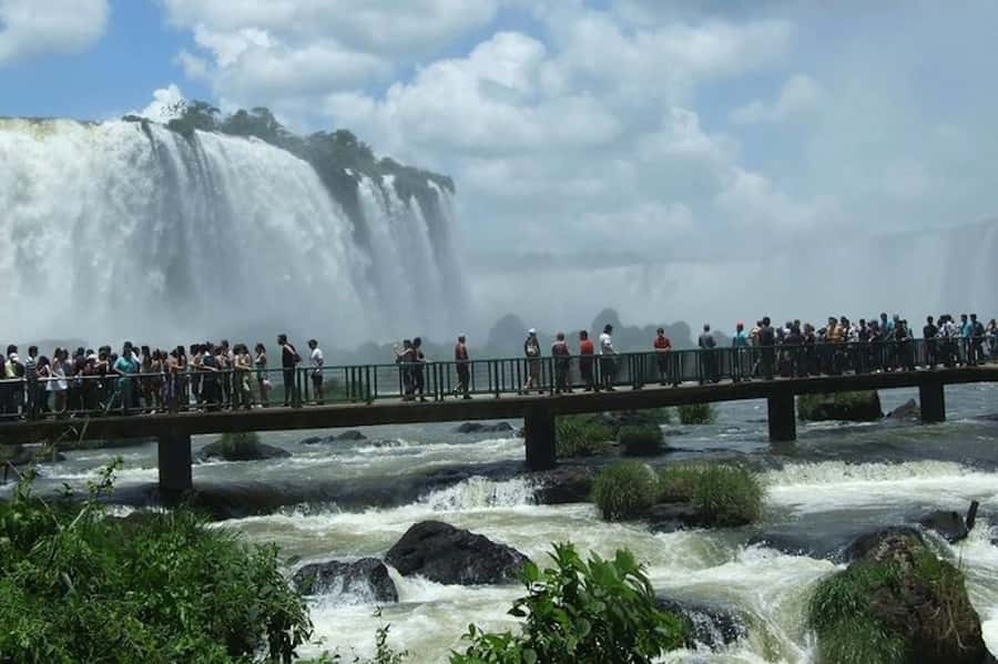 Brazilian and Argentina Falls with Great Adventure on boats - Day two: Three Argentine circuits and Devil’s Throat