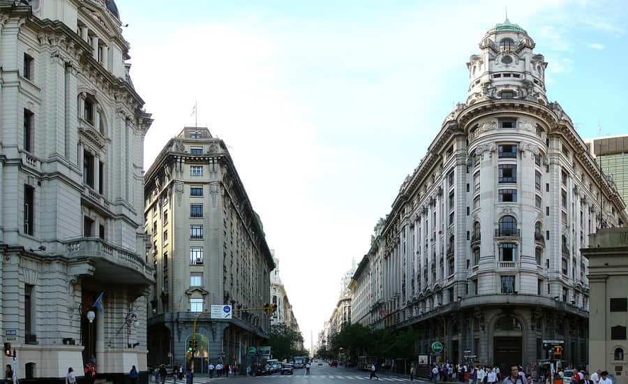 Buenos Aires: 3-Hour Private Customizable Tour - Retiro and the city between districts