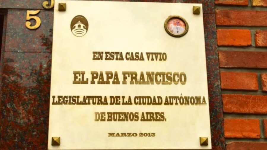 Buenos Aires 3-Hour Small Group Pope Francis Tour - What $132 buys you