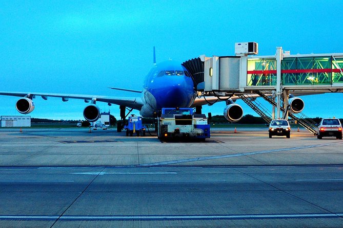 Buenos Aires Airport (EZE) Transfer with English Speaking Driver - The meet-and-greet is the real service
