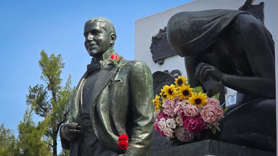 Buenos Aires: Chacarita, The Largest Cemetery In Argentina - Why Chacarita Cemetery makes a good Buenos Aires tour