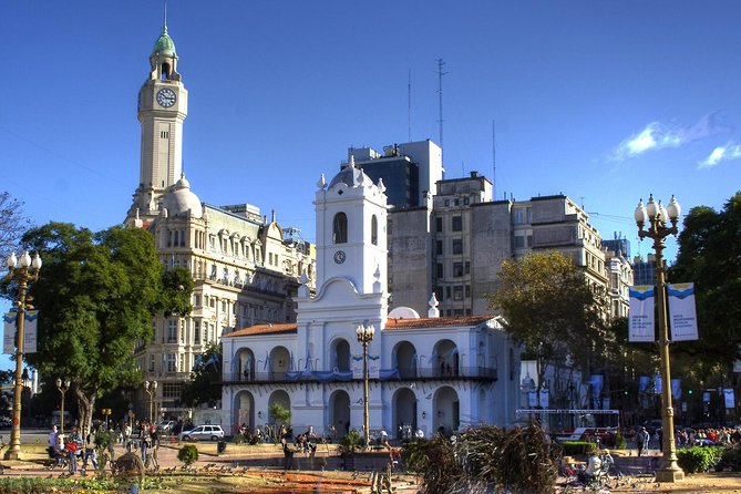 Buenos Aires City Tour - Plaza de Mayo gives you 20 minutes on foot