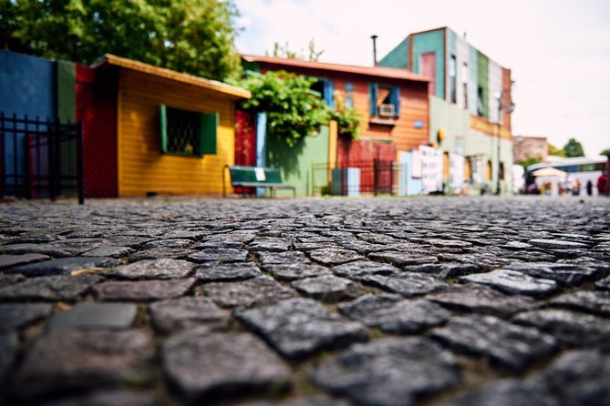 Buenos Aires City Tour by Grupo Summa Argentina - Caminito and the colors of La Boca