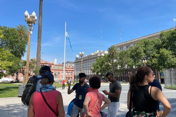 Buenos Aires City Tour: Premium Tour For English Speakers! - Caminito in La Boca: 30 minutes of color and movement
