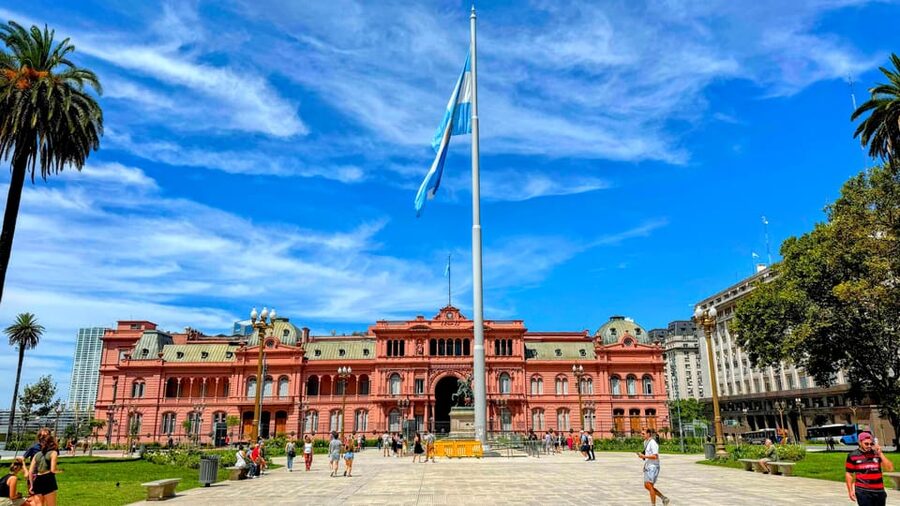 Buenos Aires: City Tour with Scenic River Cruise - Puerto Madero from the water and shore