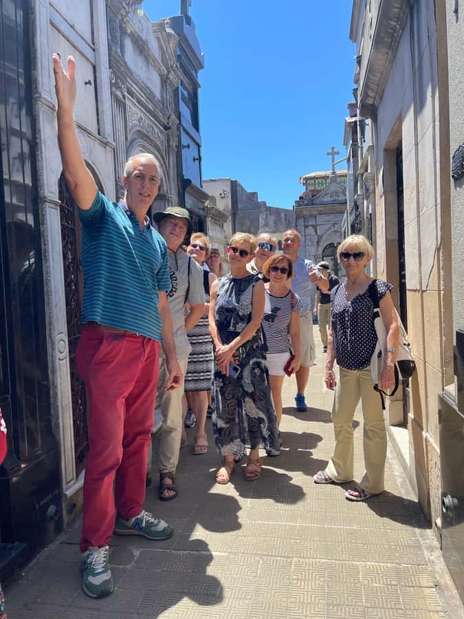 Buenos Aires: Customizable City Tour in Polish - What the guide adds in Polish
