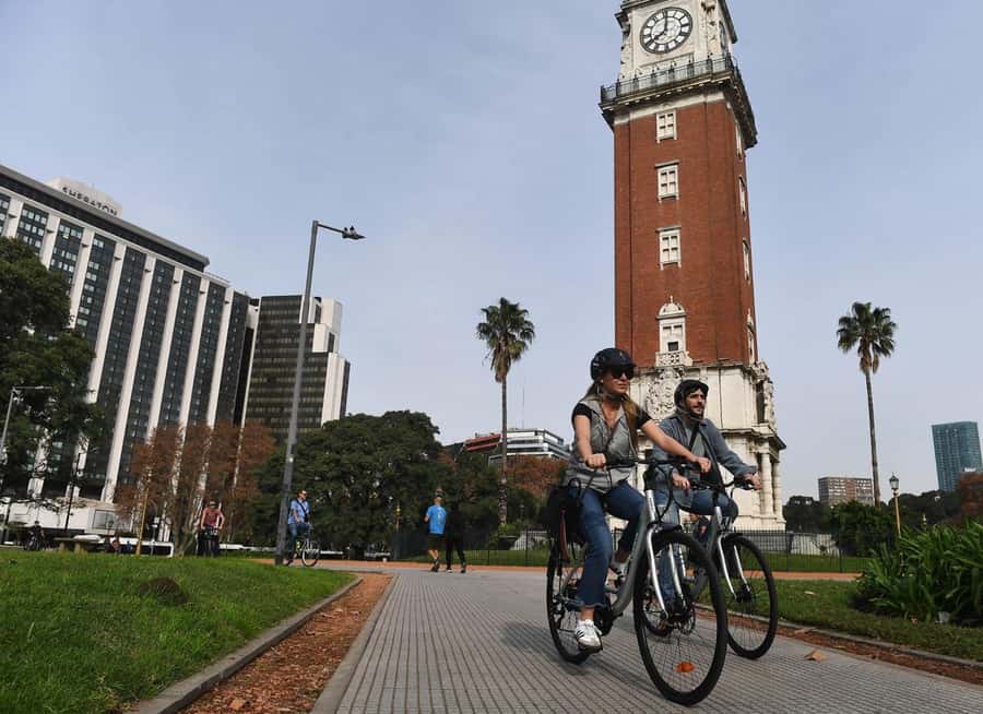 Buenos Aires: E-Bike Tour in the North Circuit of Buenos Aires - Teatro Colón closes the city-center loop