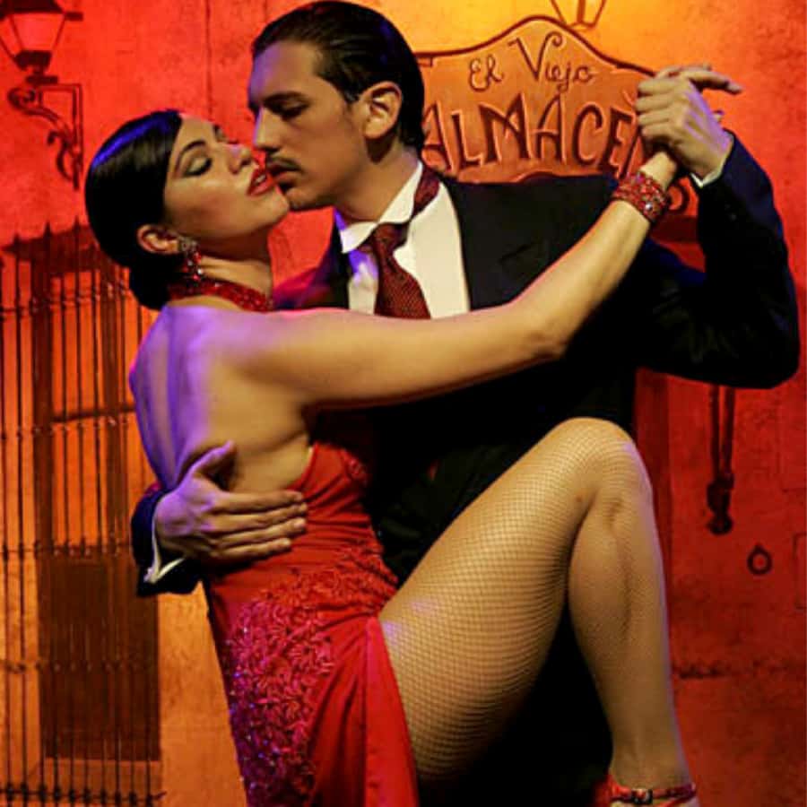 Buenos Aires: El Viejo Almacén Tango Show Ticket & Transfer - The tango performance itself
