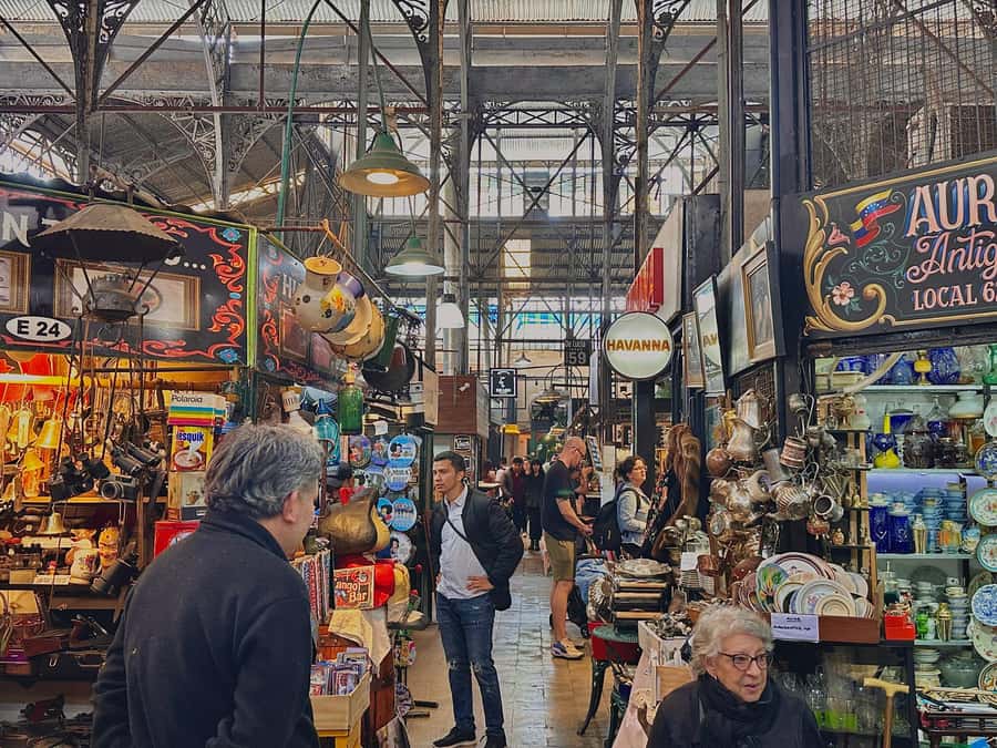 Buenos Aires Fairs: San Telmo & Mataderos Cultural Tour - San Telmo begins with antiques and old Buenos Aires