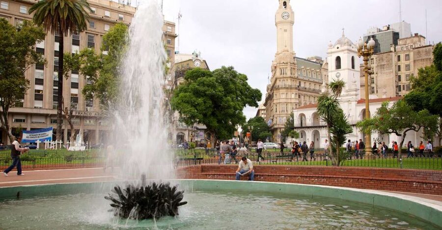 Buenos Aires: Historic District Private Guided Walking Tour - The Metropolitan Cathedral’s unusual design