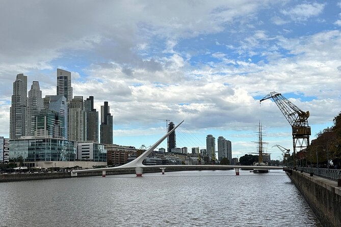 Buenos Aires History and Architecture Audio Guide - Juana Azurduy and the independence struggle